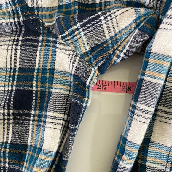 Cabela's Flannel Shirt Men's Size XL Black Blue Plaid Cotton Button Down - Picture 8 of 11